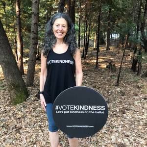 Meet your Posher, Iris